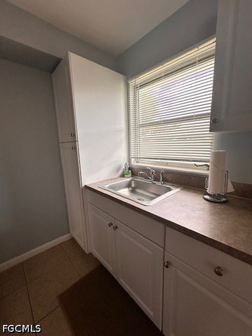 620 SE 47th ST 2, Cape Coral, FL 33904