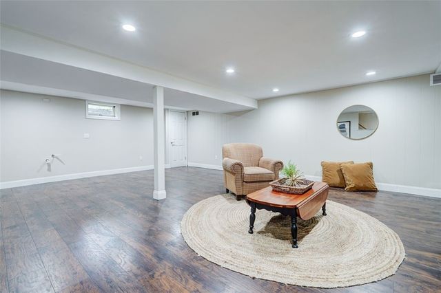18 Concord Drive, Pittsford, NY 14534