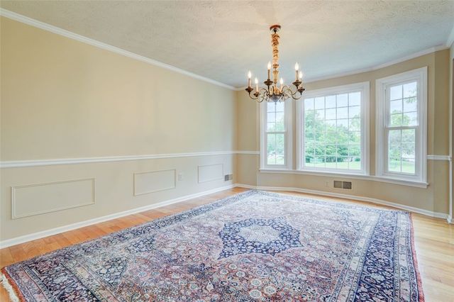 18 Concord Drive, Pittsford, NY 14534