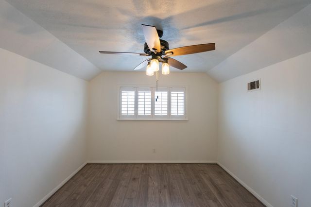 5718 Kuldell Drive, Houston, TX 77096