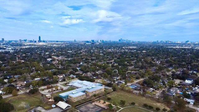 5718 Kuldell Drive, Houston, TX 77096