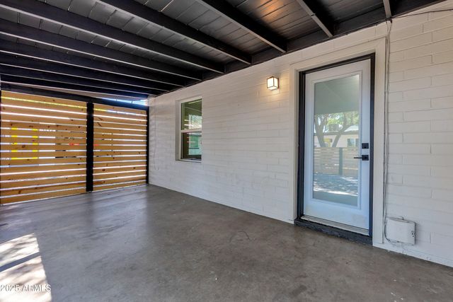 3110 N 39TH Street, Phoenix, AZ 85018