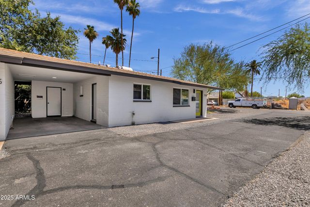 3110 N 39TH Street, Phoenix, AZ 85018