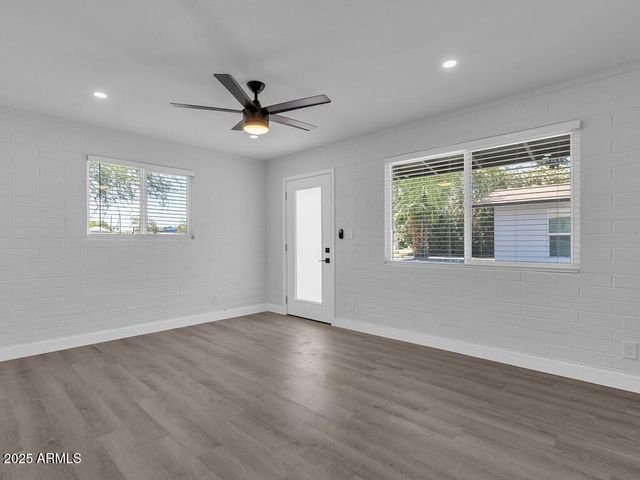 3110 N 39TH Street, Phoenix, AZ 85018