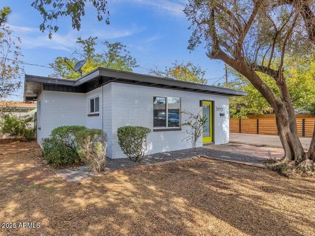 3110 N 39TH Street, Phoenix, AZ 85018