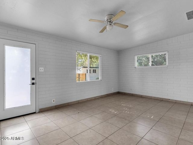 3110 N 39TH Street, Phoenix, AZ 85018