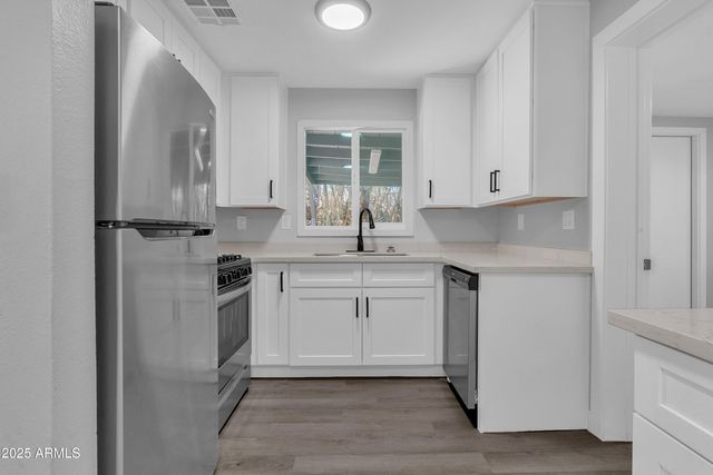 3110 N 39TH Street, Phoenix, AZ 85018