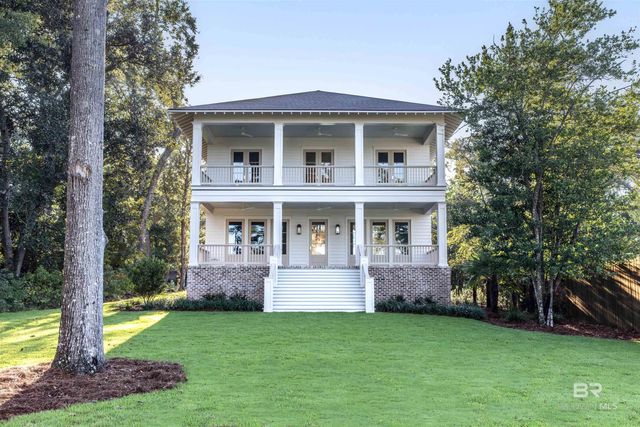 451 N Mobile Street, Fairhope, AL 36532