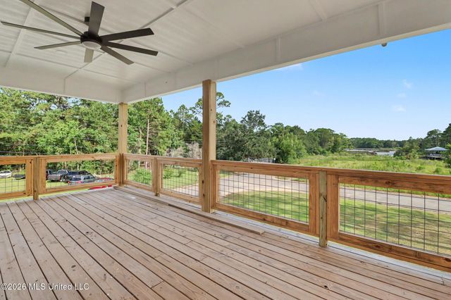 6601 April Bayou Drive, Biloxi, MS 39532