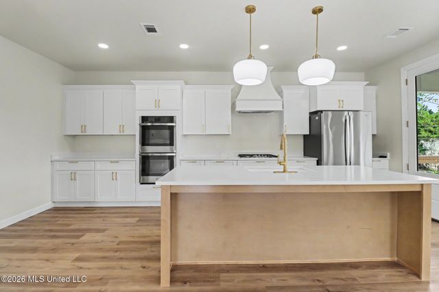 6601 April Bayou Drive, Biloxi, MS 39532