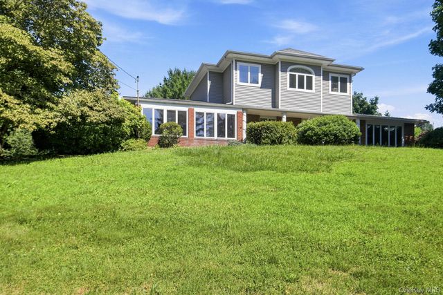91 Ridge Road, Marlboro, NY 12542