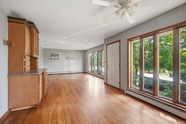 91 Ridge Road, Marlboro, NY 12542