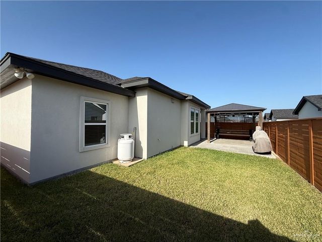 2700 E Comal Road, Edinburg, TX 78542