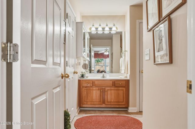 36 Trace Ln, Shelbyville, KY 40065