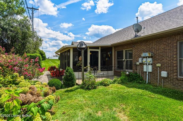 36 Trace Ln, Shelbyville, KY 40065
