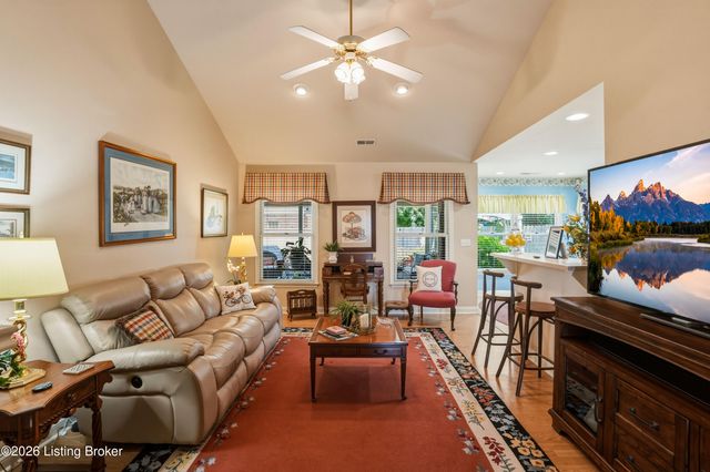 36 Trace Ln, Shelbyville, KY 40065