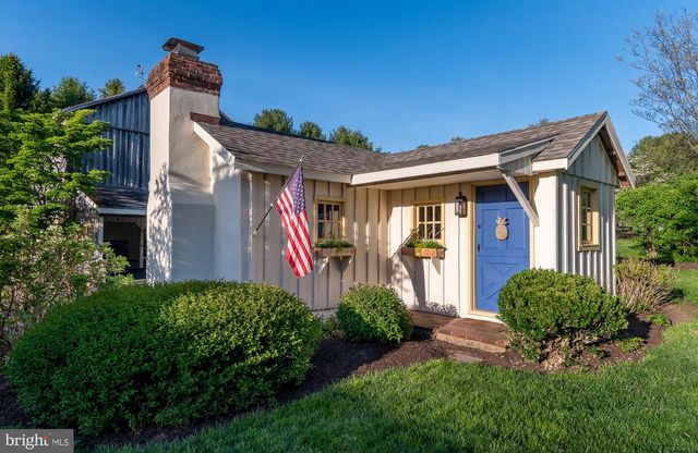 10 EBELHARE RD, Pottstown, PA 19465