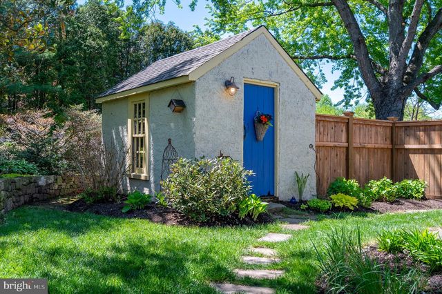 10 EBELHARE RD, Pottstown, PA 19465