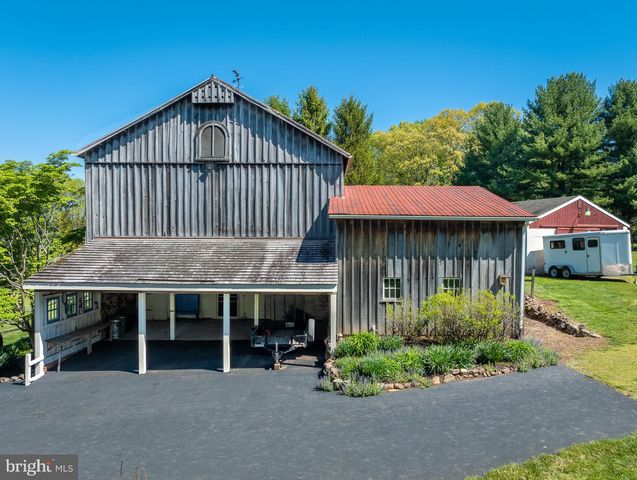 10 EBELHARE RD, Pottstown, PA 19465