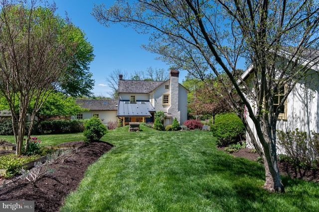 10 EBELHARE RD, Pottstown, PA 19465