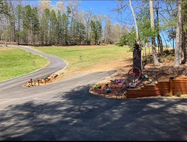 30 Zoe Hill Drive, Murphy, NC 28906