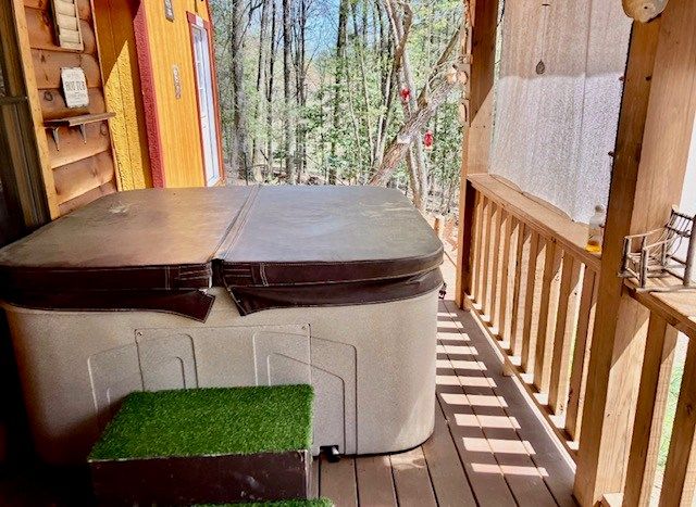 30 Zoe Hill Drive, Murphy, NC 28906