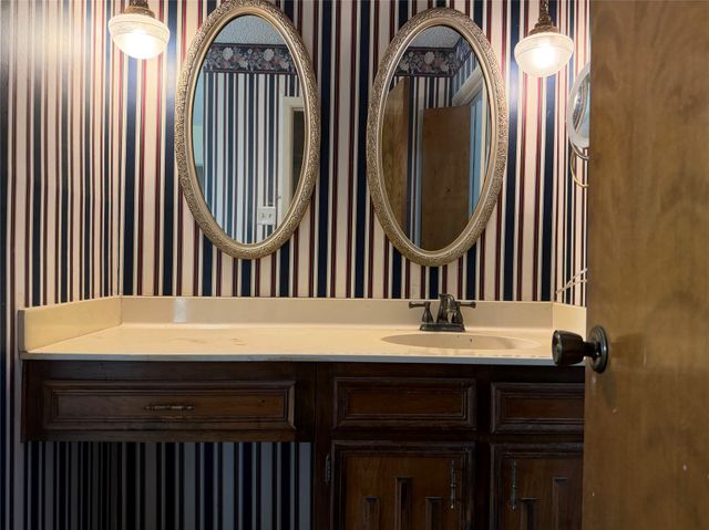 2731 Rivercrest Drive, Sherman, TX 75092
