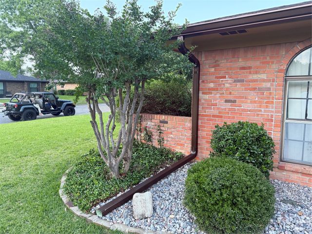 2731 Rivercrest Drive, Sherman, TX 75092