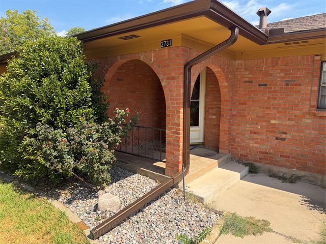 2731 Rivercrest Drive, Sherman, TX 75092