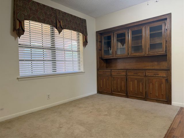 2731 Rivercrest Drive, Sherman, TX 75092