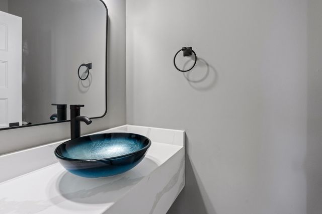 752B Croley Dr, Nashville, TN 37209