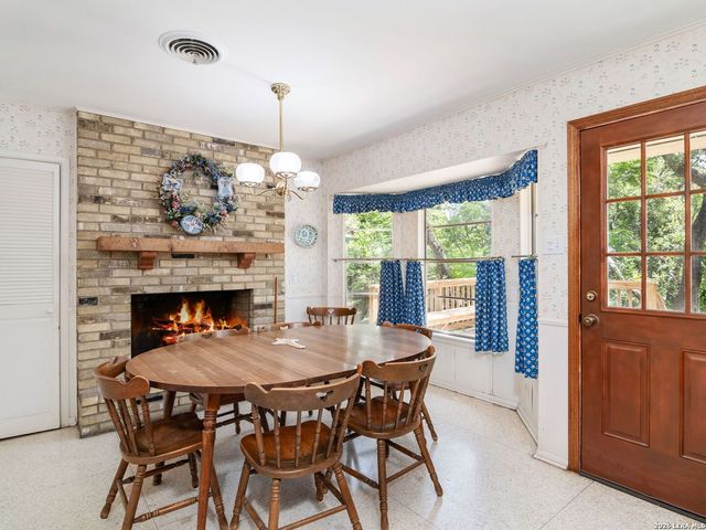 4114 Shady Oak Street, San Antonio, TX 78229
