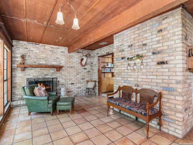 4114 Shady Oak Street, San Antonio, TX 78229