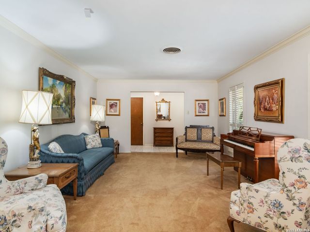 4114 Shady Oak Street, San Antonio, TX 78229