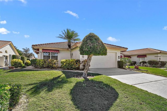 4717 PERIDIA BOULEVARD E, Bradenton, FL 34203