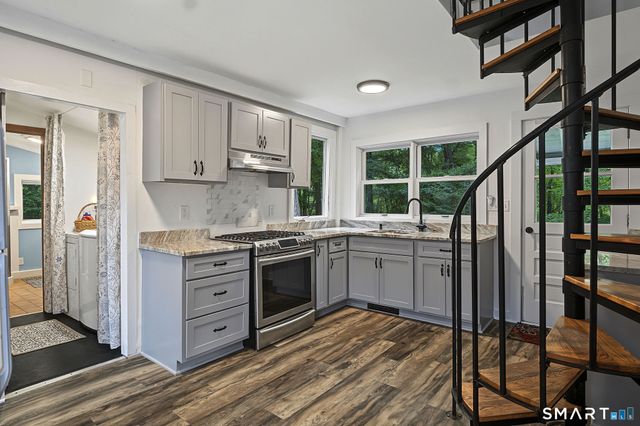150 Race Hill Road, Madison, CT 06443
