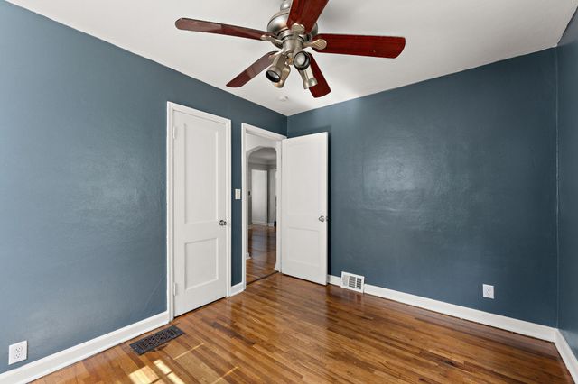 225 Richmond Street W, South Saint Paul, MN 55075