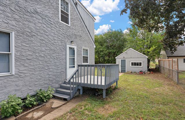 225 Richmond Street W, South Saint Paul, MN 55075