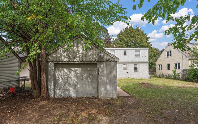 225 Richmond Street W, South Saint Paul, MN 55075