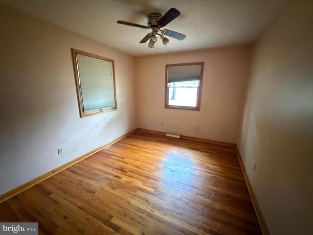404 HENDERSON AVE, Millville, NJ 08332