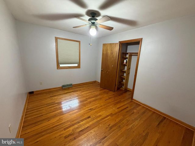 404 HENDERSON AVE, Millville, NJ 08332