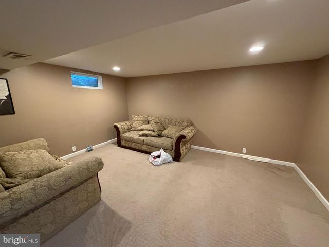 404 HENDERSON AVE, Millville, NJ 08332