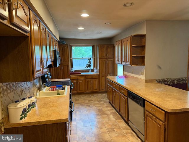 404 HENDERSON AVE, Millville, NJ 08332