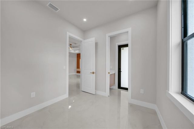 2800 30th ST W, Lehigh Acres, FL 33971