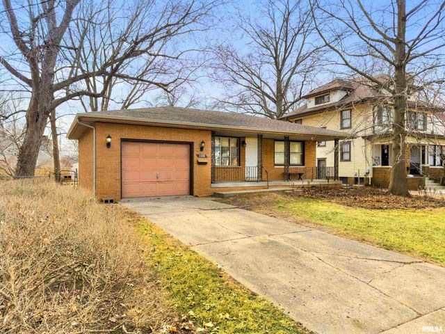 2408 W MOSS Avenue, West Peoria, IL 61604