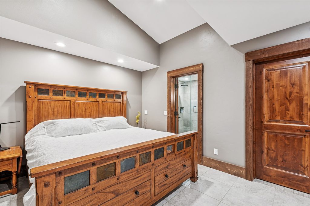 1725 Lion Mountain Drive, Whitefish, MT 59937 photo 57