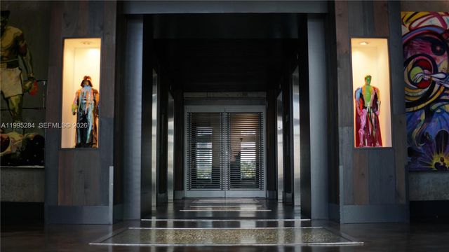 690 SW 1st Ct 2126, Miami, FL 33130