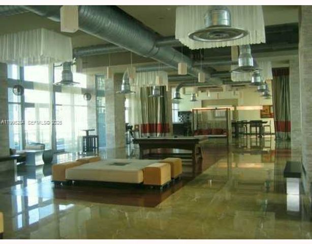 690 SW 1st Ct 2126, Miami, FL 33130