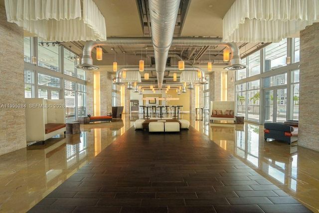 690 SW 1st Ct 2126, Miami, FL 33130