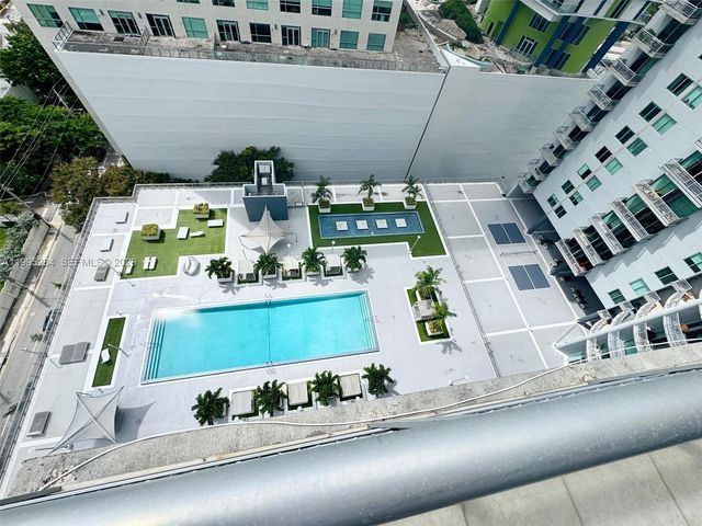 690 SW 1st Ct 2126, Miami, FL 33130